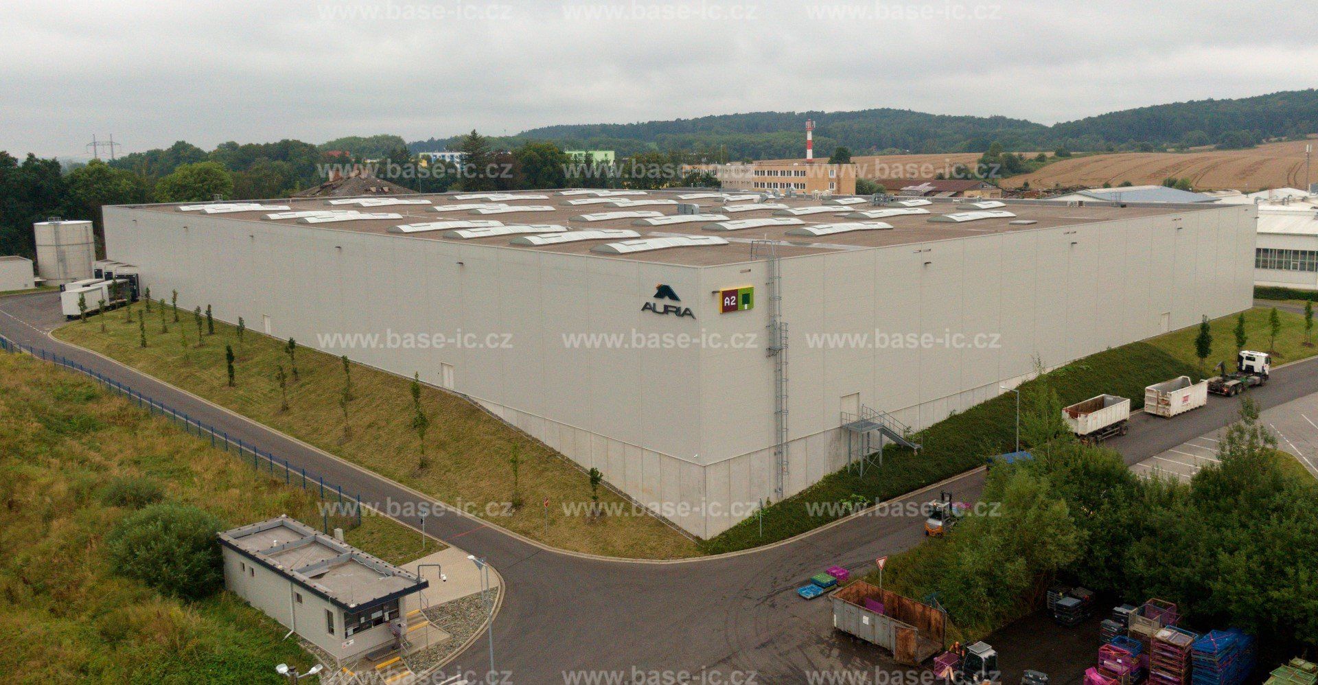 main image