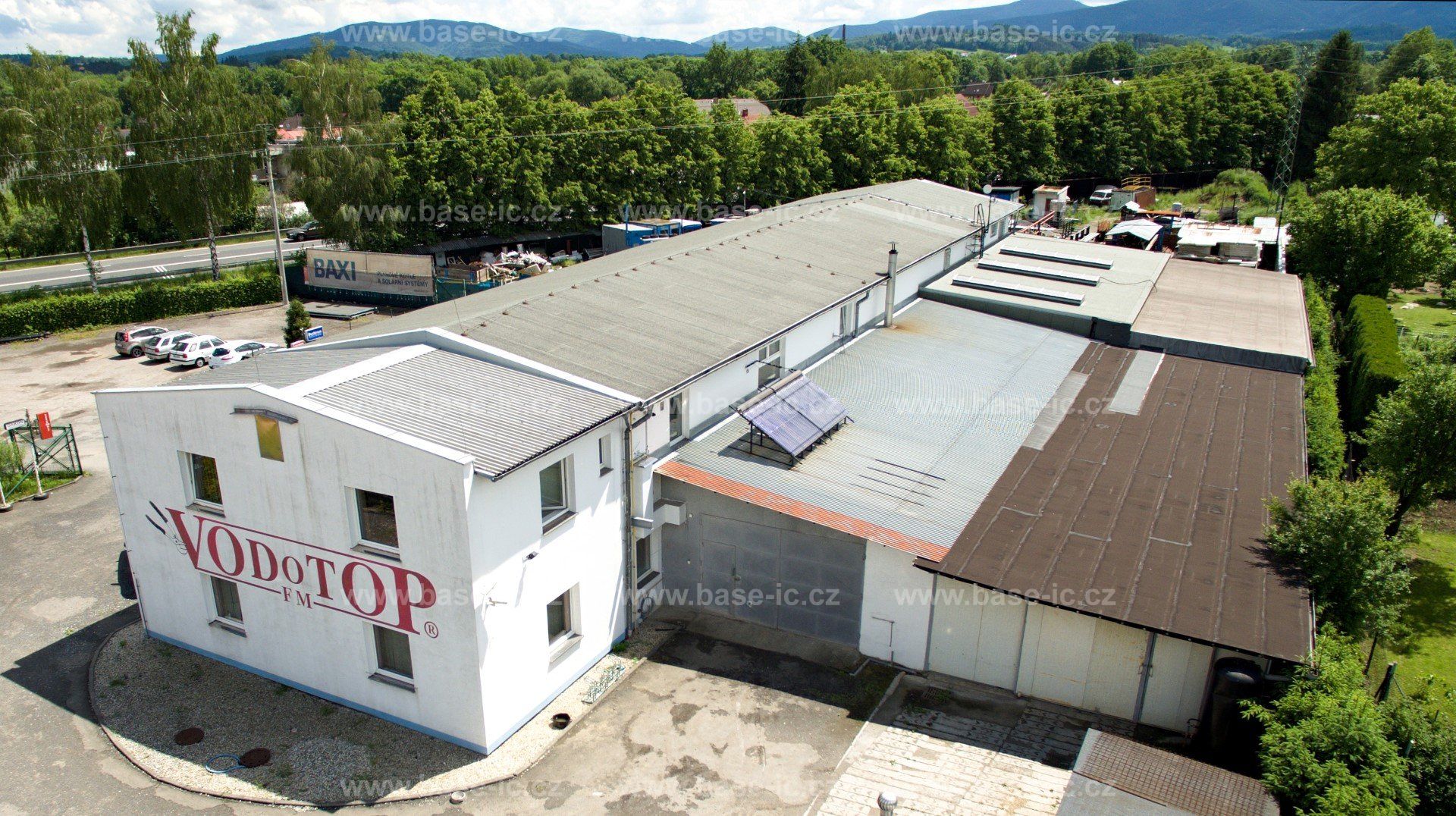 main image